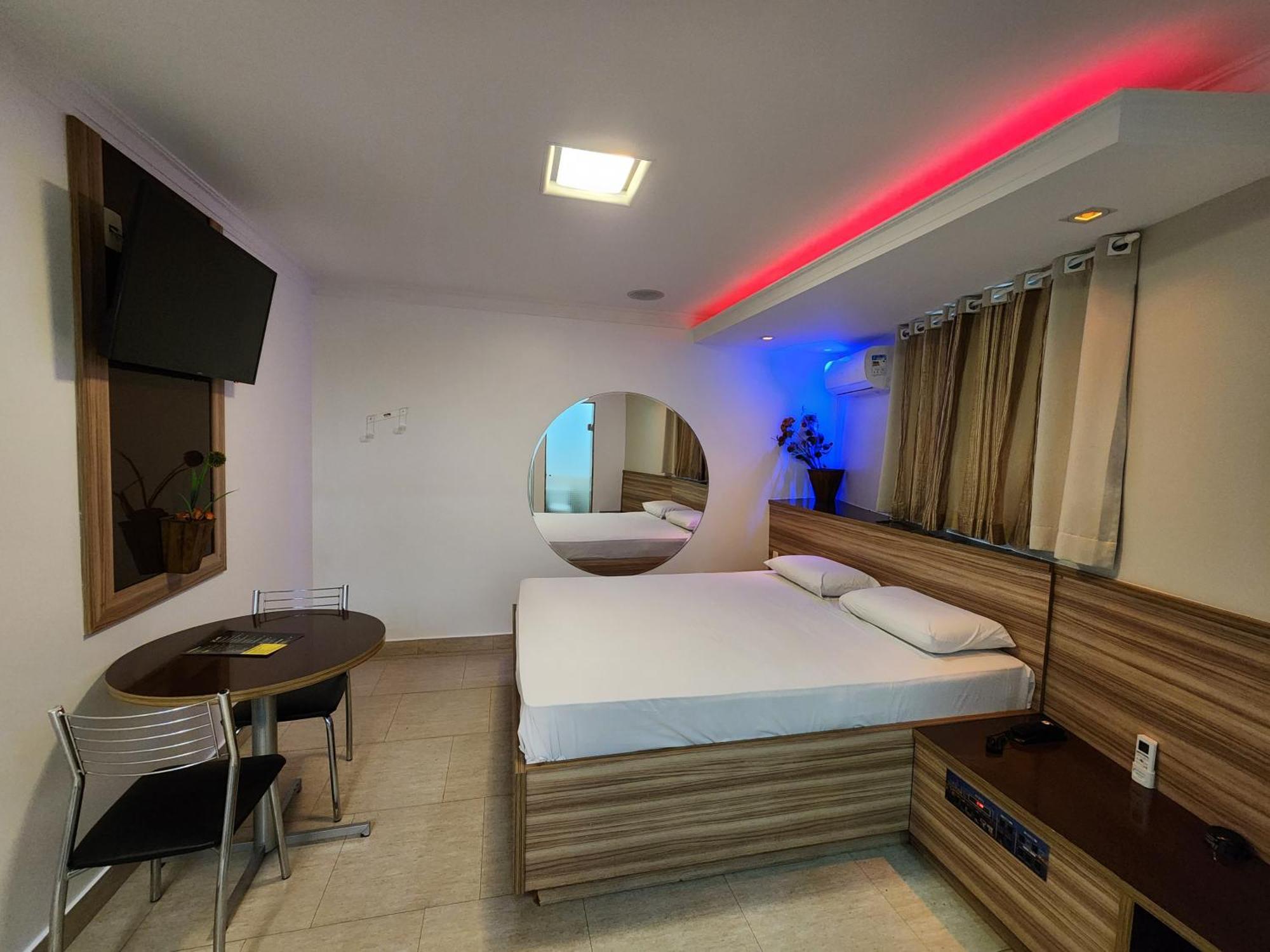 Motel Gaia Radial Leste (Adults Only) Сан-Пауло Экстерьер фото